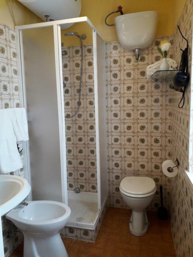 Alle Preci Country House Santa Restituta Eksteriør billede